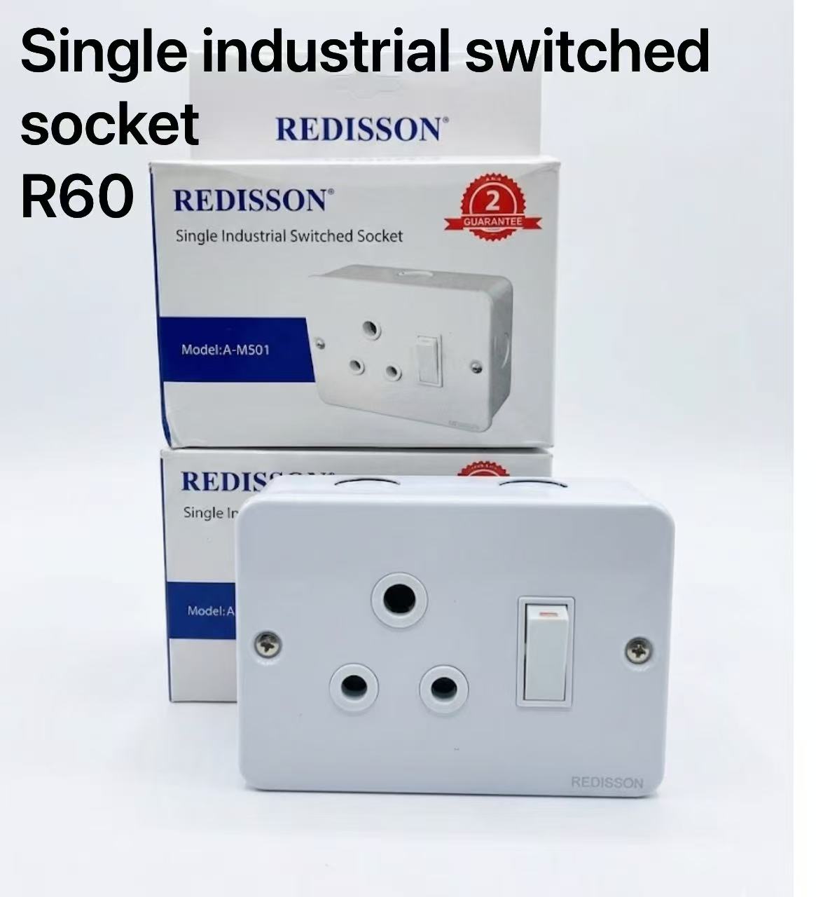 Single industrial switchedsocket