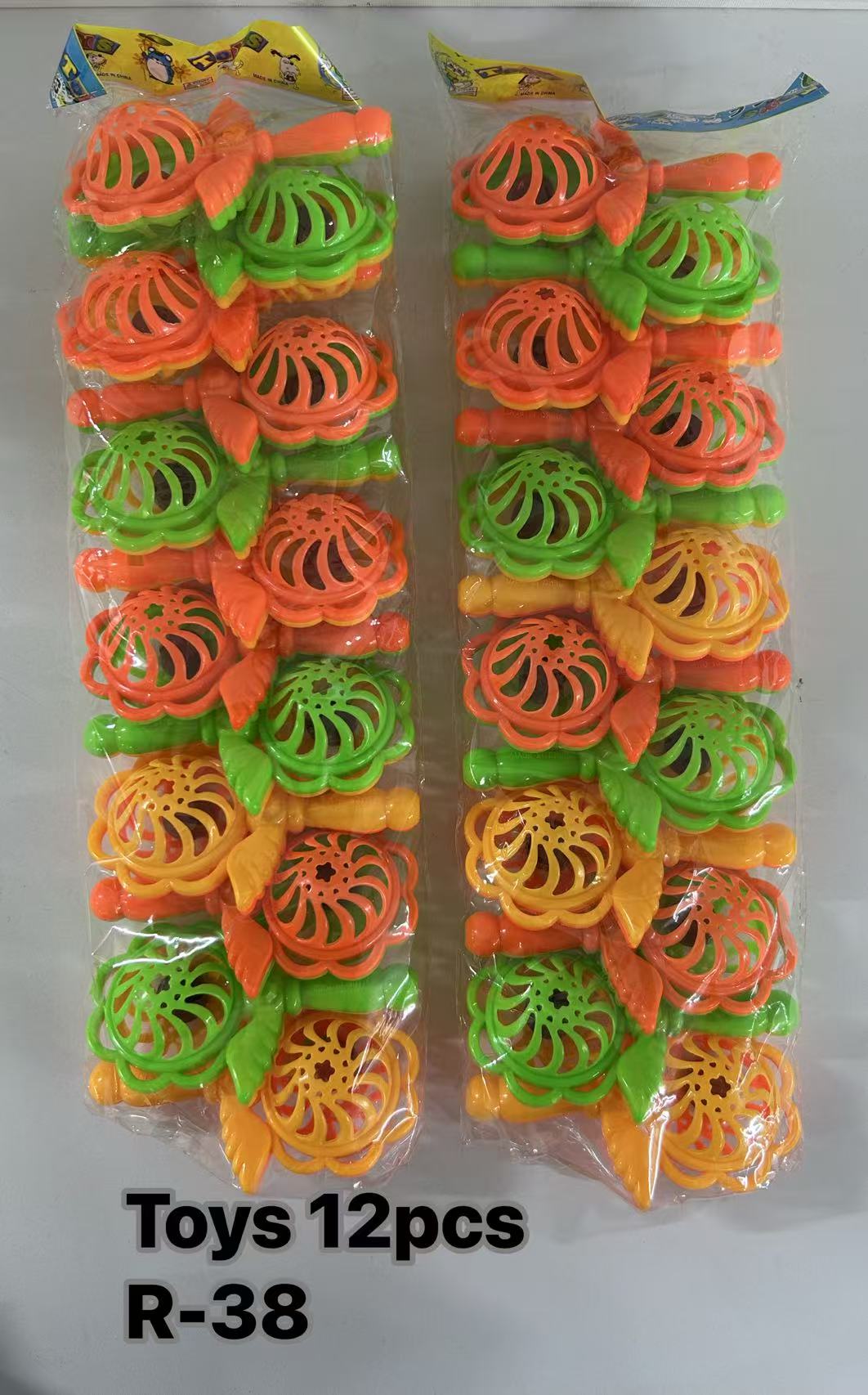 Toys 12pcs